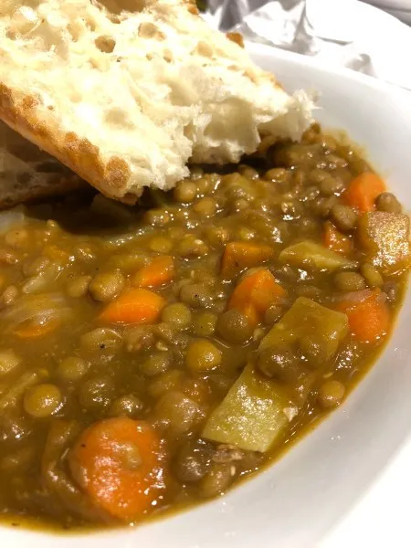 Vegetarian Sopa de Lentejas